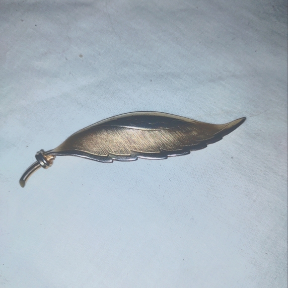 Giovanni vintage leaf brooch - Picture 5 of 15